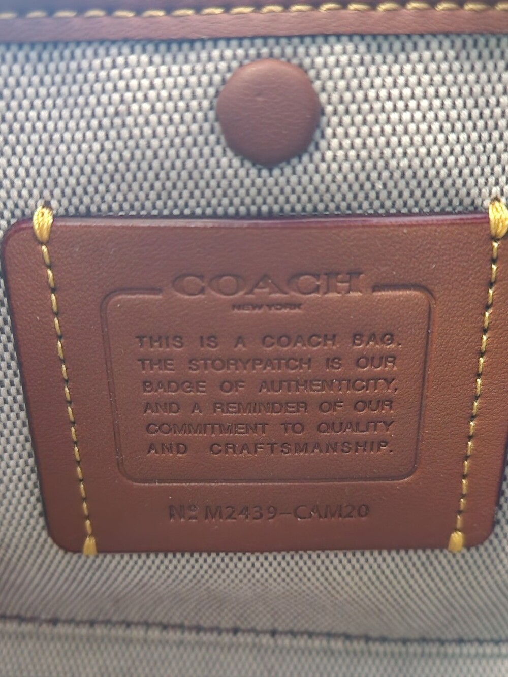 Coach Pocket Juliet 30 - Picture 14 of 14